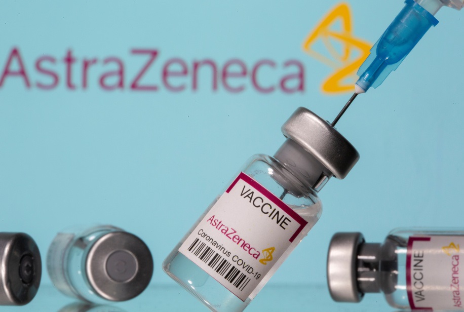 la France suspend à titre préventif l’utilisation du vaccin d’AstraZeneca
